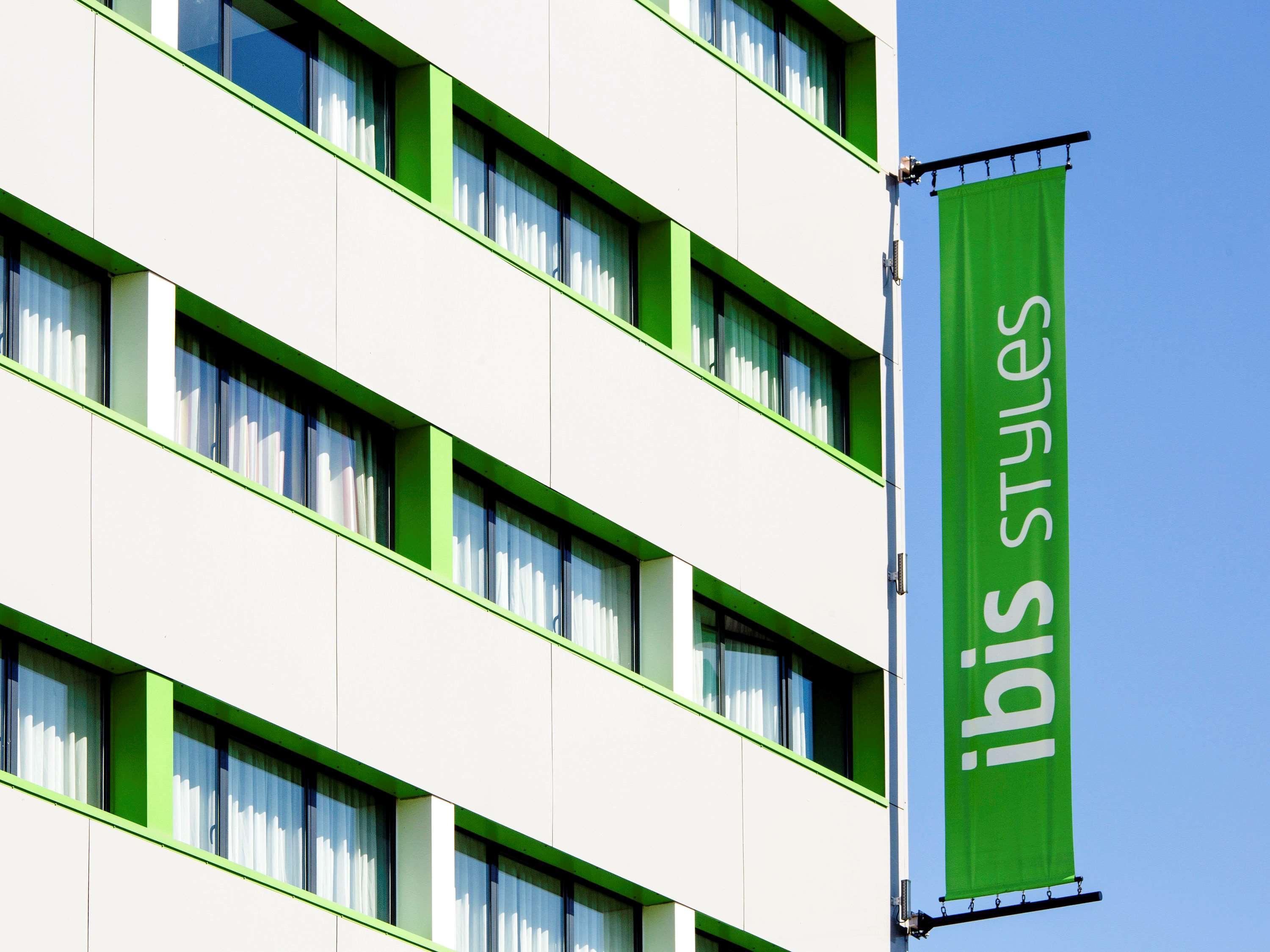 Hôtel ibis Styles Clermont-Ferrand Gare Exterior foto