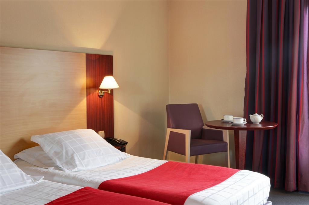 Hôtel ibis Styles Clermont-Ferrand Gare Exterior foto